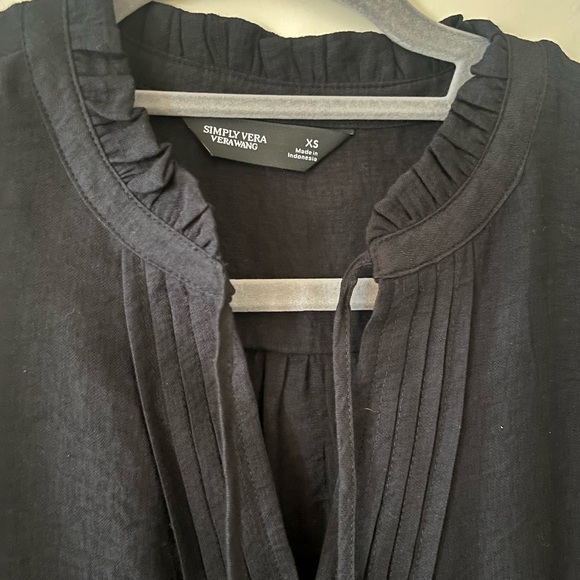 Simply Vera Vera Wang Black Sleeveless Women's Top Rayon Blend size XS - Picture 4 of 13